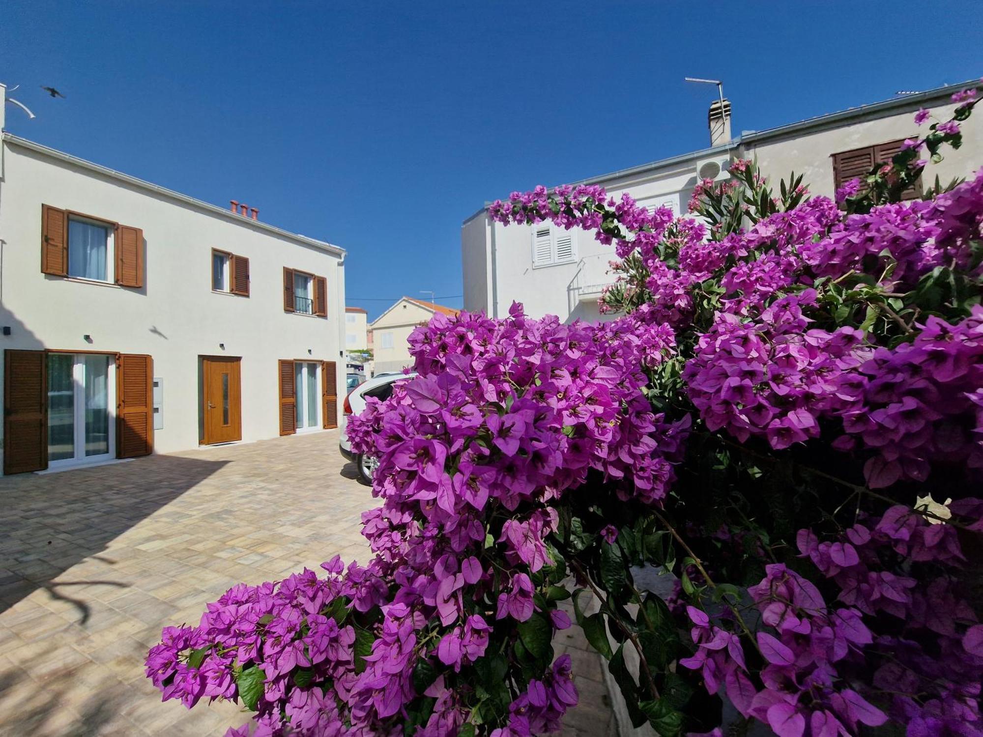 Apartments Miamare Primošten Esterno foto
